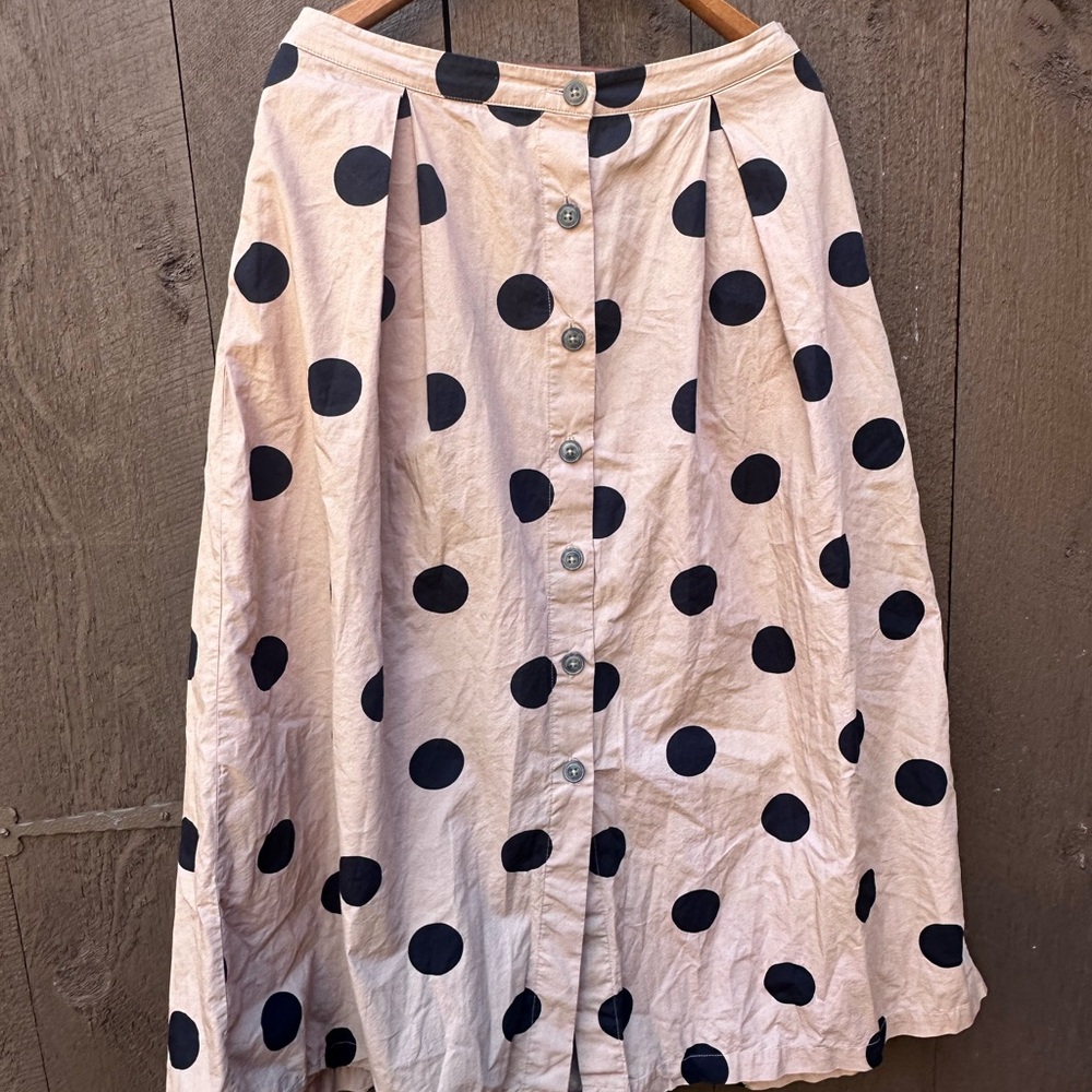 Who What Wear for Target MIDi skirt tan with black polka dots size 10